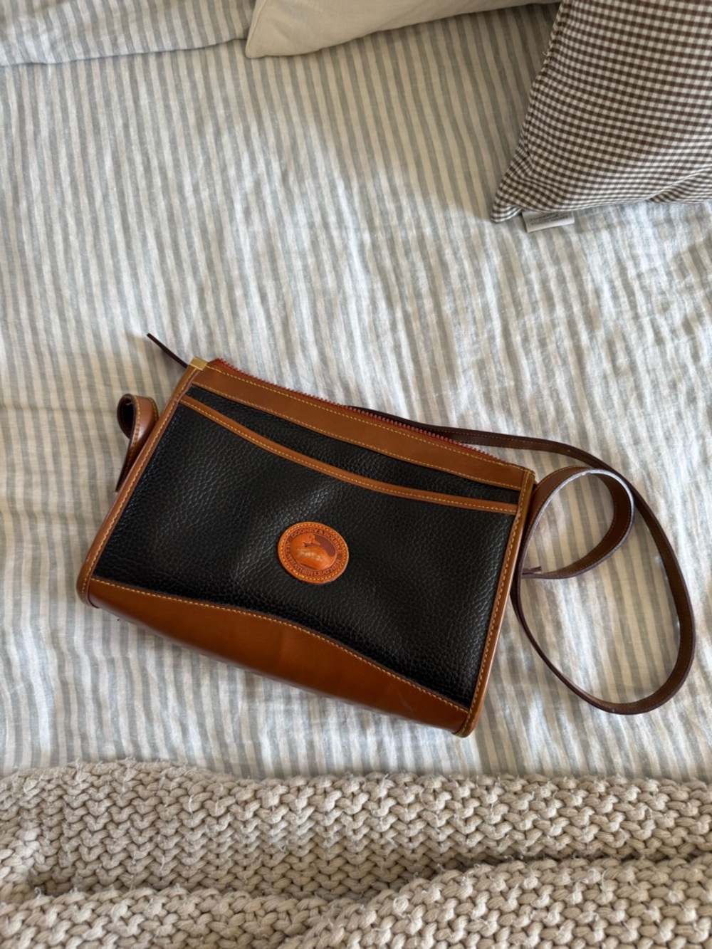 Vintage Dooney & Burke all weather leather medium Crossbody purse